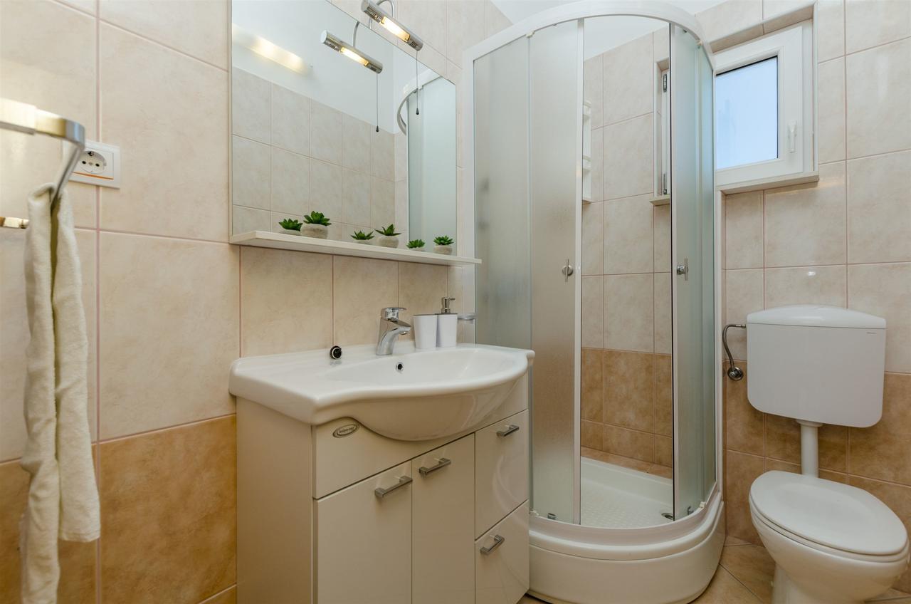 Apartments Srecko Duće Εξωτερικό φωτογραφία