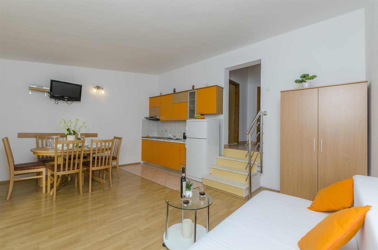 Apartments Srecko Duće Εξωτερικό φωτογραφία
