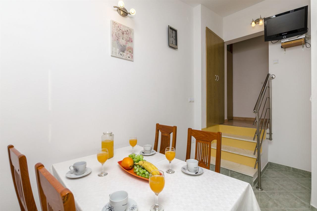 Apartments Srecko Duće Εξωτερικό φωτογραφία