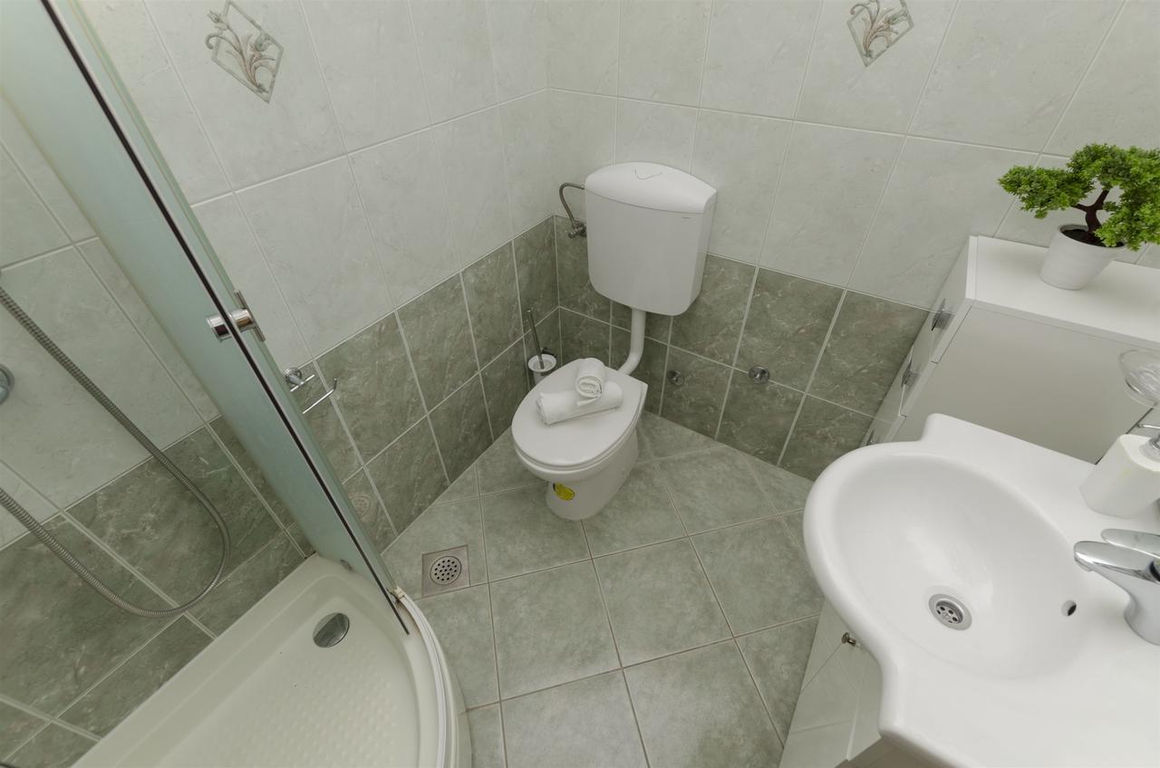 Apartments Srecko Duće Εξωτερικό φωτογραφία