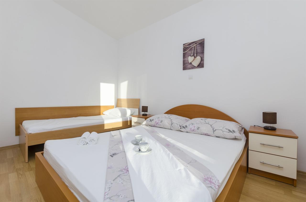 Apartments Srecko Duće Εξωτερικό φωτογραφία